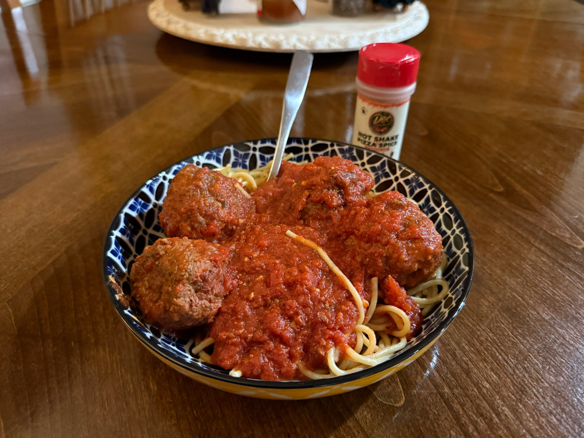 spicy meatballs and spaghetti hot pepper mix